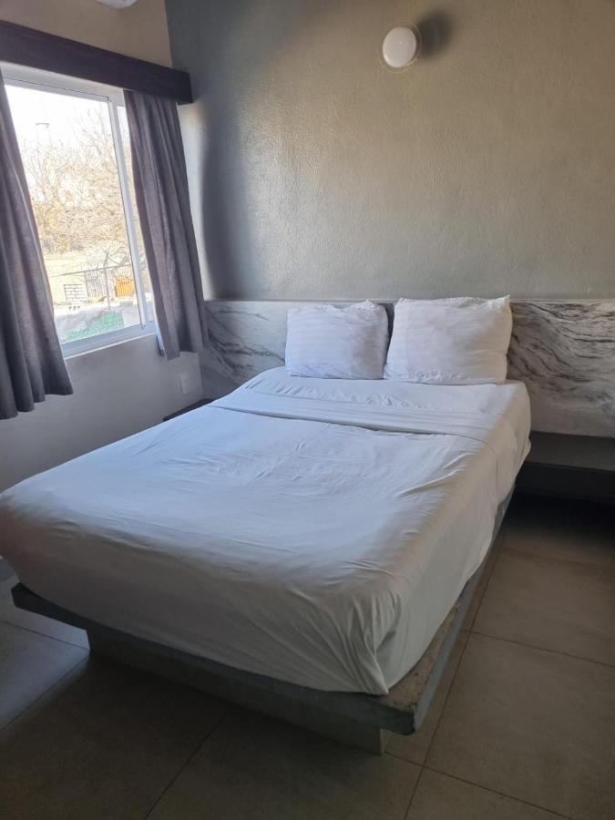 Hotel Victoria Μοντερέι Δωμάτιο φωτογραφία
